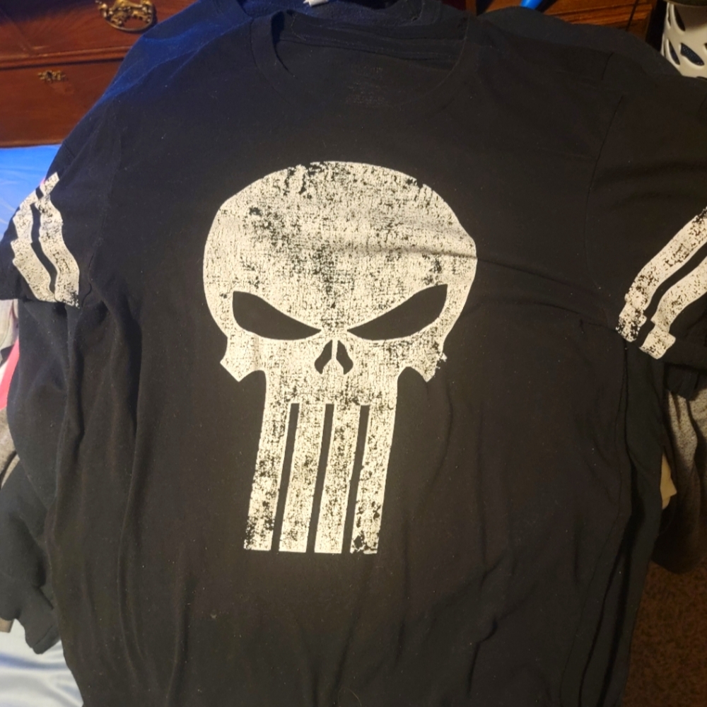 The Punisher Marvel T-shirt XL